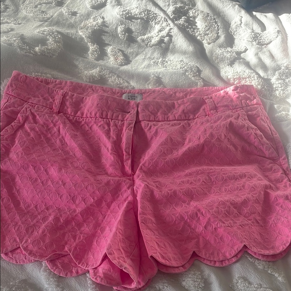 Crown & Ivy Pink Scalloped Women Shorts